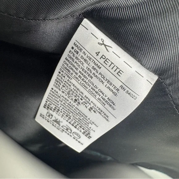 Banana Republic Green Navy Plaid Wool Blazer | Cropped Fit 4P Petite - Picture 4 of 6